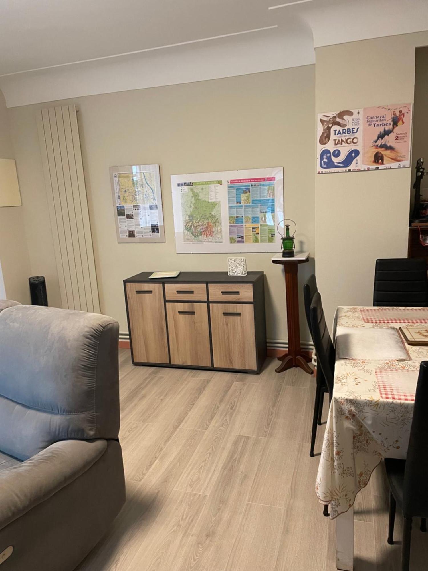 Chez Line Et Francis Lägenhet Tarbes Exteriör bild